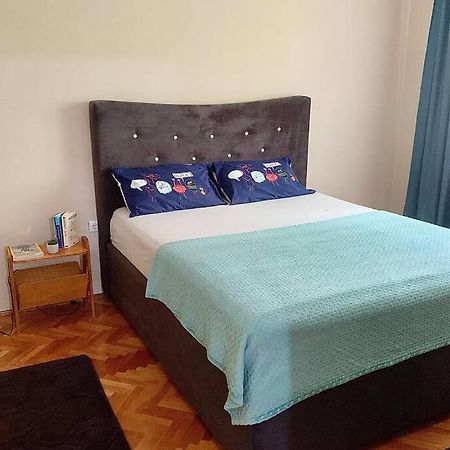 Cute, Spacious Apt In The Heart Of The Old Town Подгорица Екстериор снимка