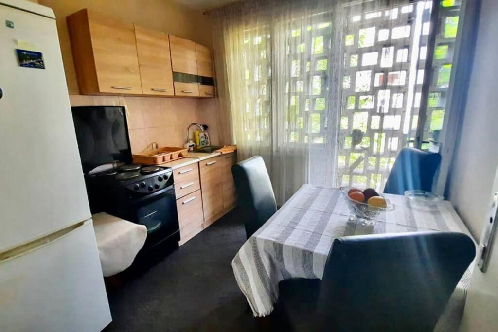 Cute, Spacious Apt In The Heart Of The Old Town Подгорица Екстериор снимка
