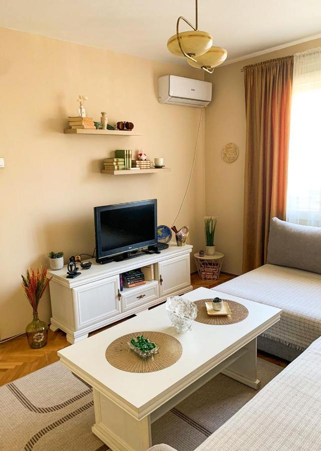 Cute, Spacious Apt In The Heart Of The Old Town Подгорица Екстериор снимка